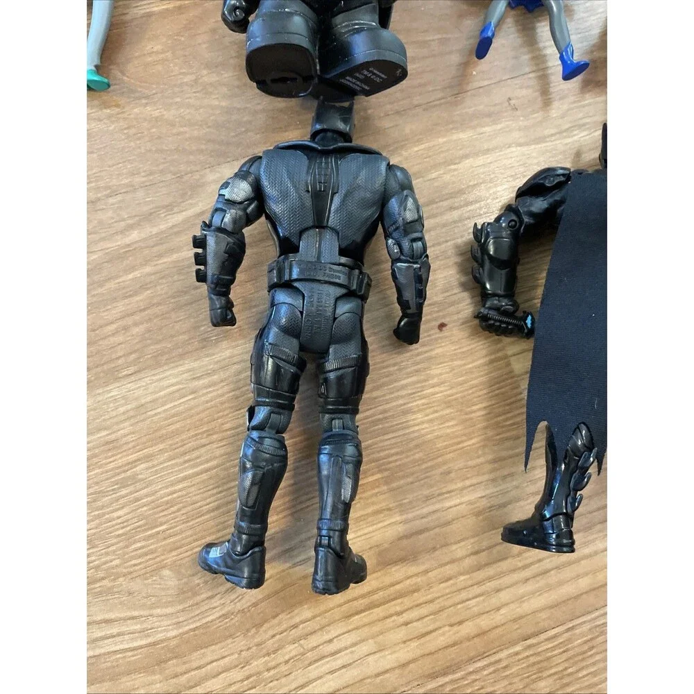Mattel DC Multiverse Justice League Batman "Batfleck" 6" Action Figure Lot - Picture 11 of 11